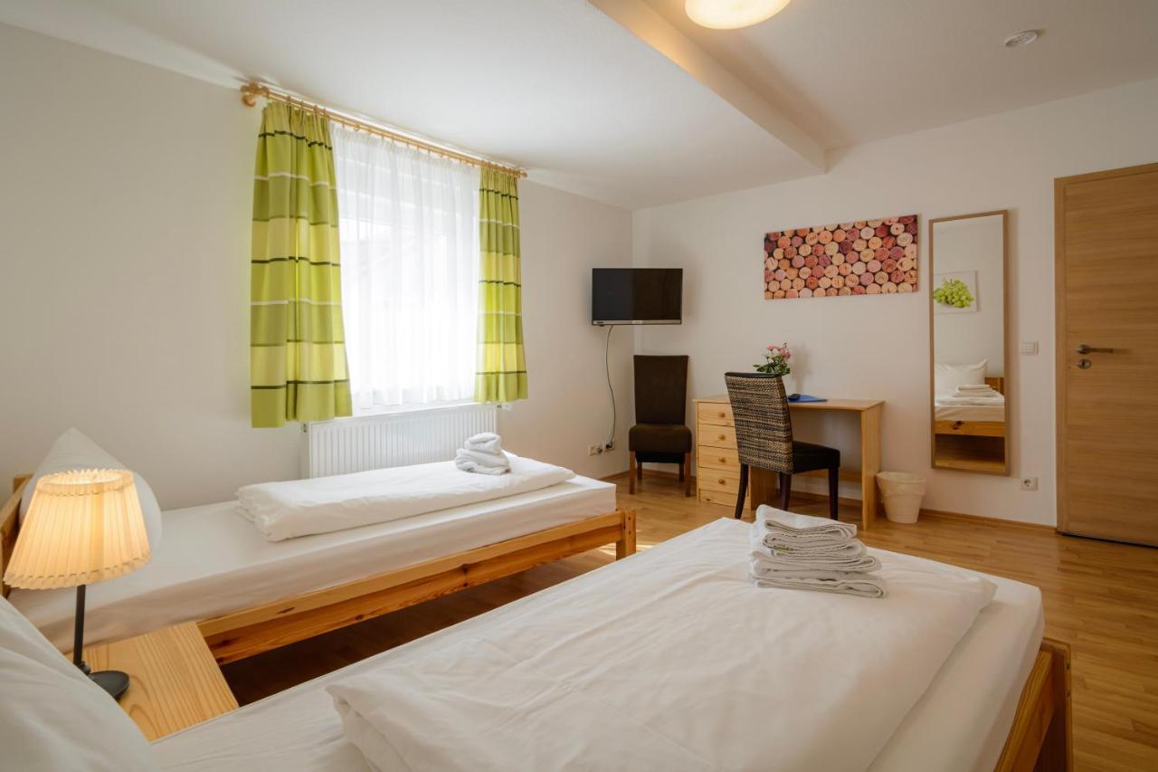 Hotel Zum Engel In Speyer - Roemerberg Berghausen  외부 사진