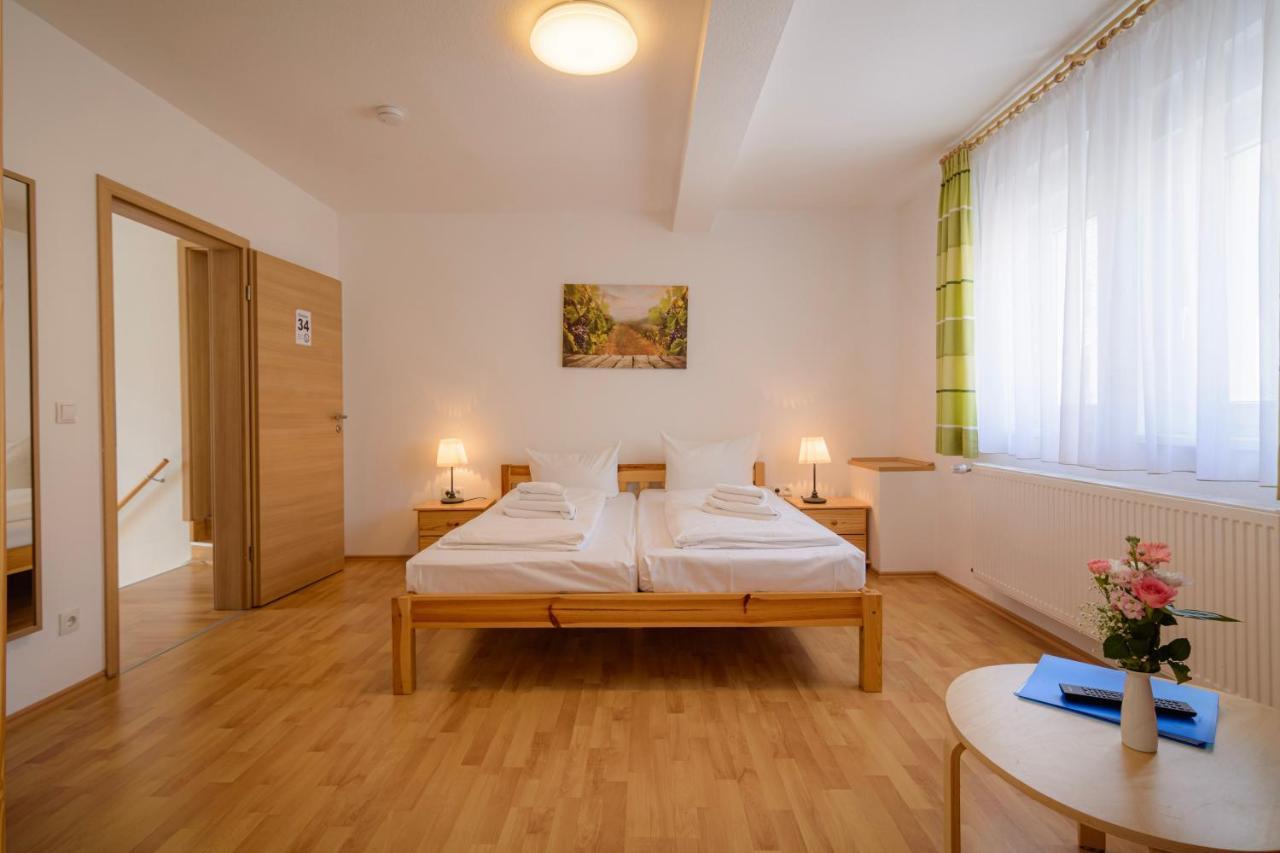 Hotel Zum Engel In Speyer - Roemerberg Berghausen  외부 사진