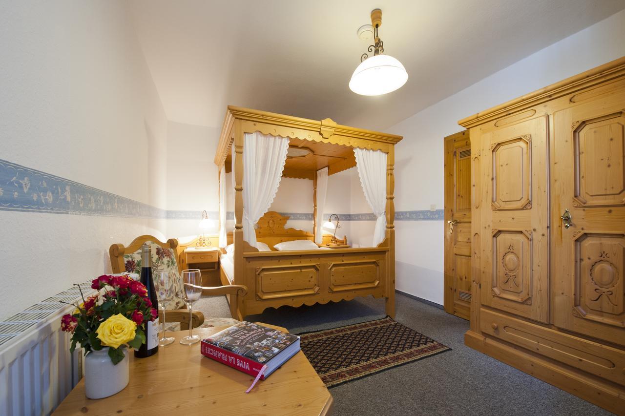 Hotel Zum Engel In Speyer - Roemerberg Berghausen  외부 사진