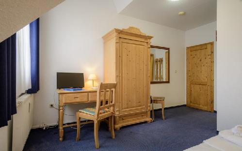Hotel Zum Engel In Speyer - Roemerberg Berghausen  외부 사진